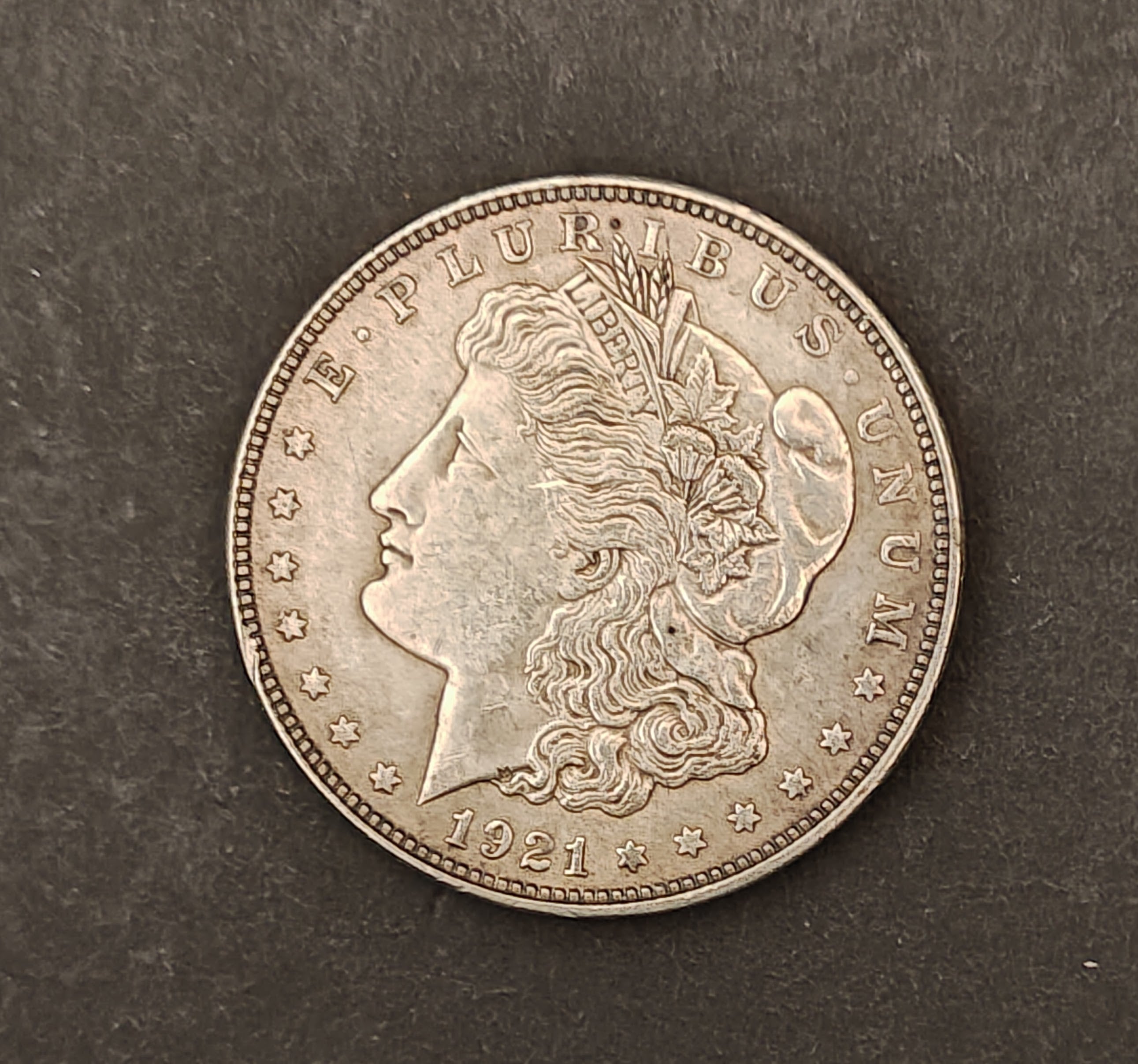 1921 Morgan Silver Dollar – Philadelphia Mint (Lightly Circulated)